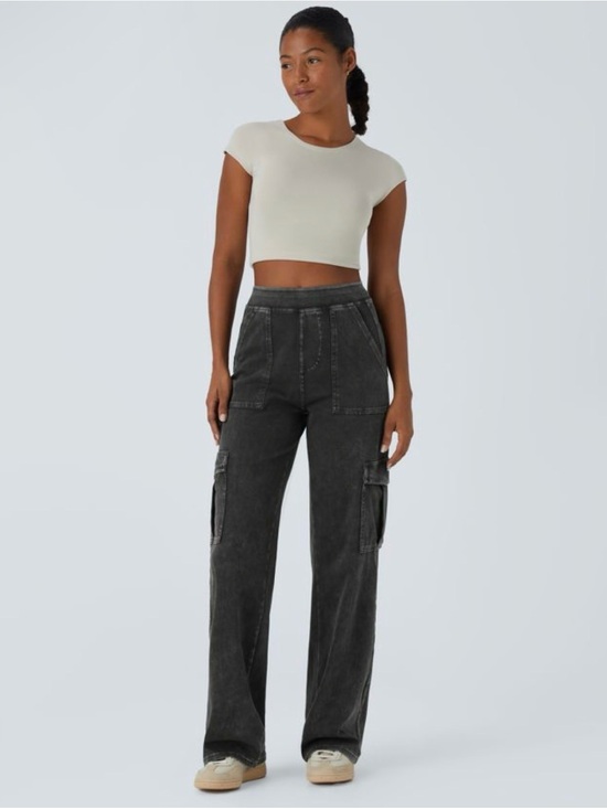 HALARA Pants - HALARA Flex Cargo Straight Leg Pant